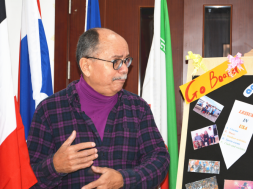 色情影片
多门课程教学成果展示会（Open House）成功举行