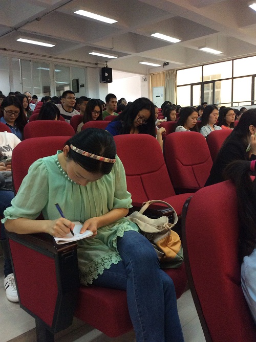 色情影片
举行2016届毕业生就业动员大会