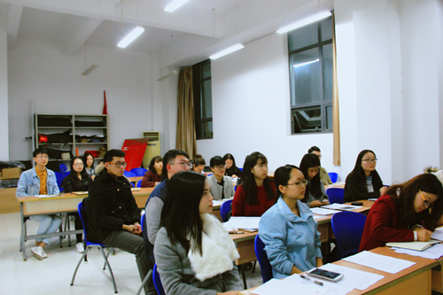 色情影片
2014级、2015级本科生第二次党支部会议