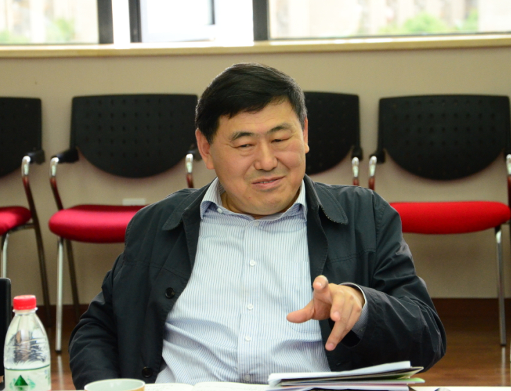 色情影片
校长周绪红到色情影片
调研