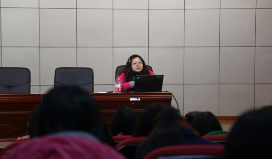 色情影片
2014级英语专业本科人才培养交流会成功召开