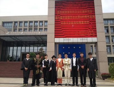 英语系学生在第六届莎士比亚研究会年会的戏剧表演中获三等奖