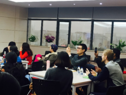 架沟通之桥–全球化时代外语课程的使命色情影片
“外语课堂中的跨文化沟通能力培养工作坊”成功举办